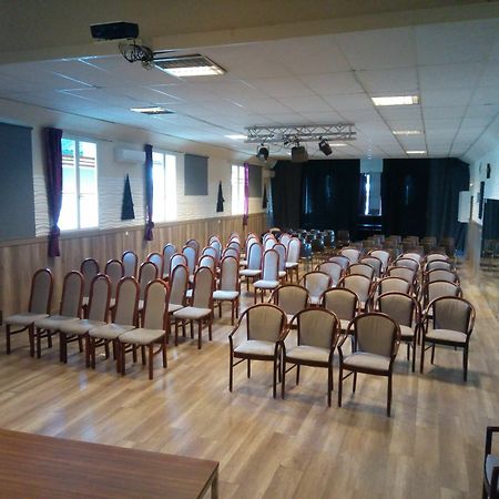 Apparthotel Dijon Congres Expo Екстер'єр фото