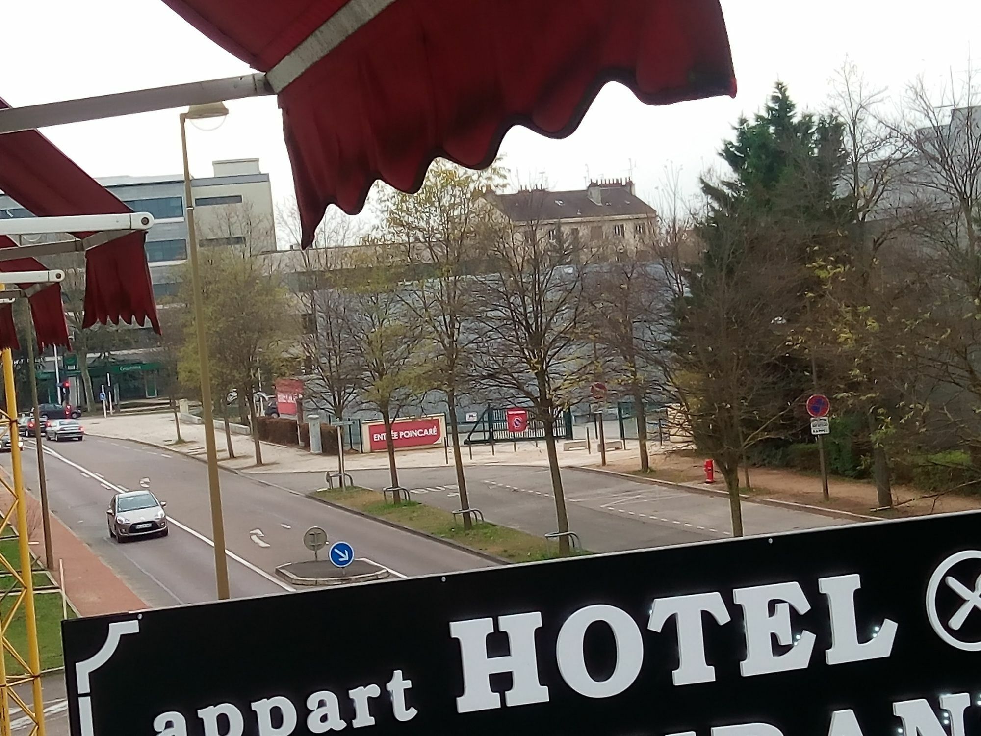 Apparthotel Dijon Congres Expo Екстер'єр фото